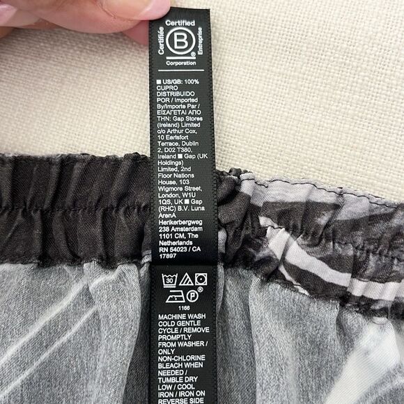 Athleta Calm Cool Cami Tank - Picture 8 of 8